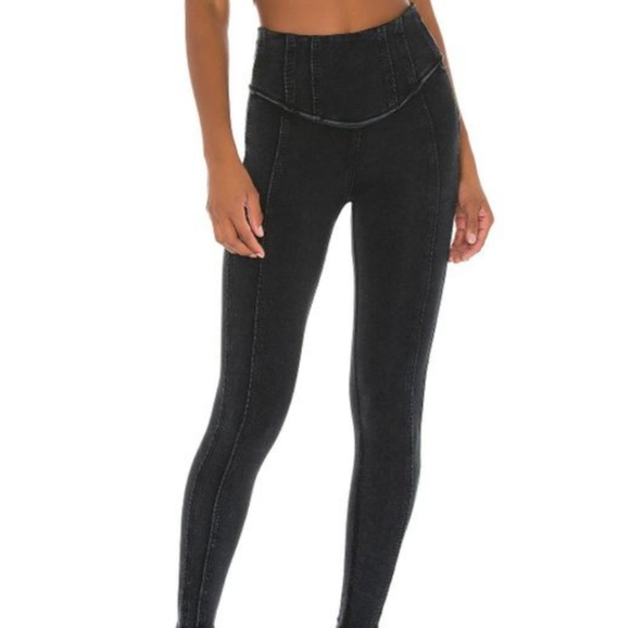 NWT Free People Movement Hybrid Leggings Black Gray Exposed Hem XS - Picture 6 of 15